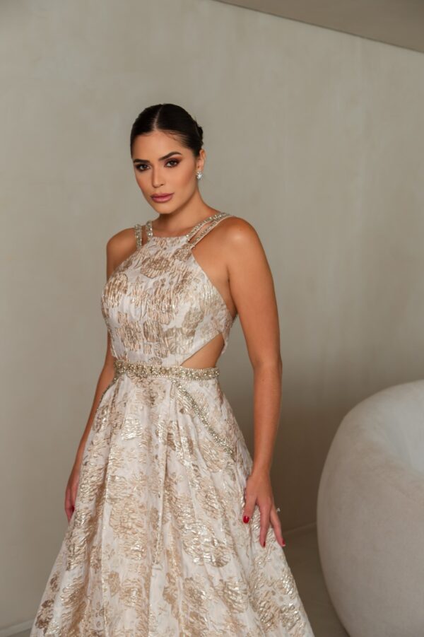 1821 - Vestido Cassidy Importado jacquard bordado e saia com prega - 40 42 - Dourado - Image 4