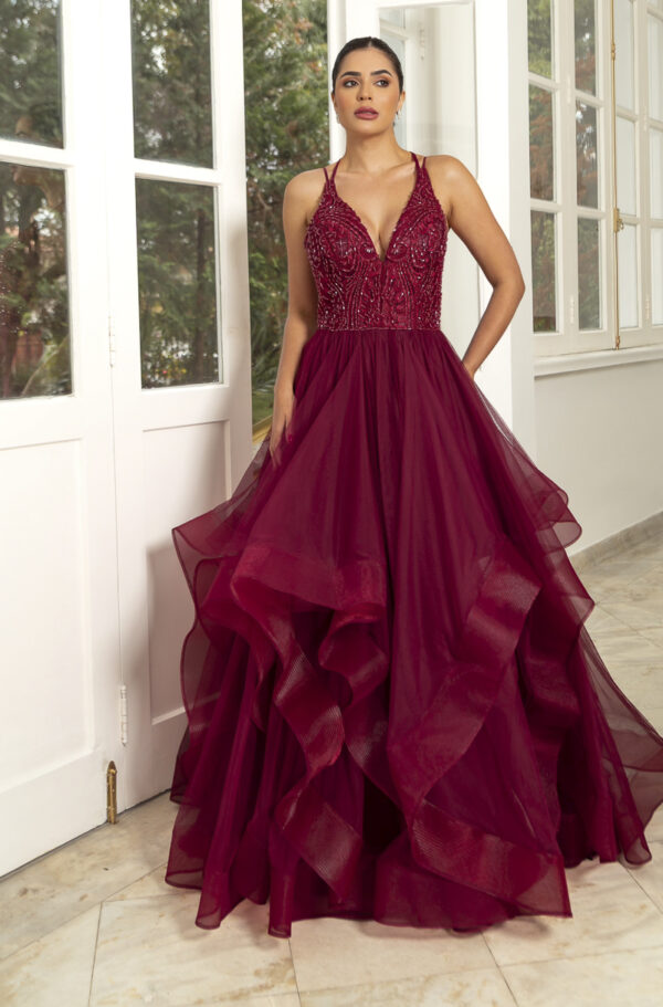 5801 - Vestido Hattie Bordado, alça dupla e saia cascata - 40 42 - Marsala
