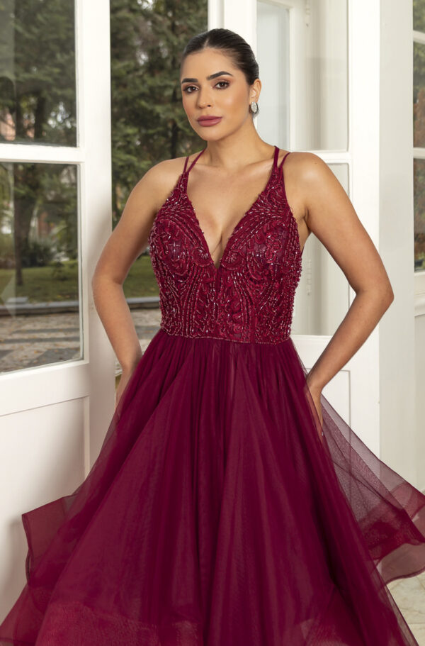 5801 - Vestido Hattie Bordado, alça dupla e saia cascata - 40 42 - Marsala - Image 2