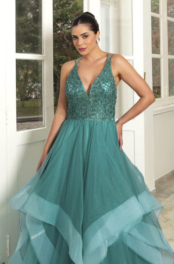 5801 - Vestido Hattie Bordado, alça dupla e saia cascata - 40 42 - Verde - Image 2