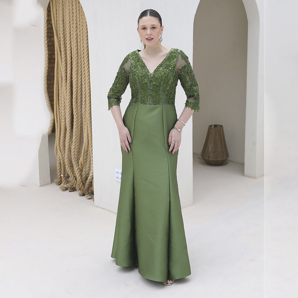 6149 - Vestido Genevi Zibeline busto e manga bordada e saia sereia - 44 46 48 - Oliva